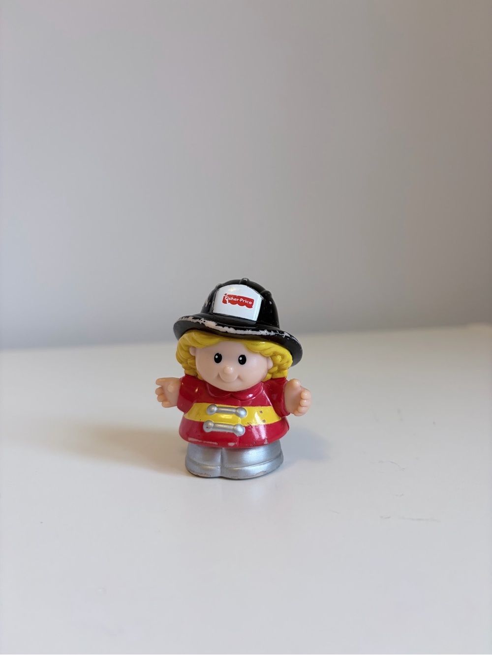 (5/$25) Fisher-Price Little People Firefighter